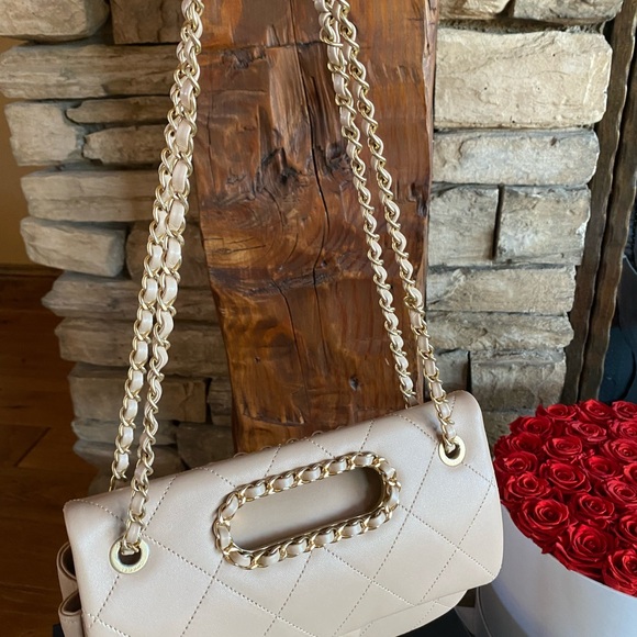 🦄 RARE Auth. Chanel 20P Med. center cutout flap - Picture 5 of 17